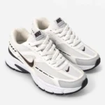 Nike-Internator-Comfortable-Running-Sneakers-White-Grey-and-Green-WWW.HEROSHOOP.COM-View-2.webp