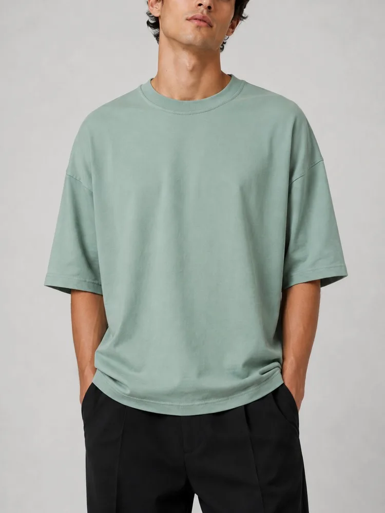 Simple-green-cotton-T-shirt-with-two-thread-design-Heroshoop.webp تیشرت ساده پنبه دو نخ / رنگ سبز / کد 27138 - تصویر 1